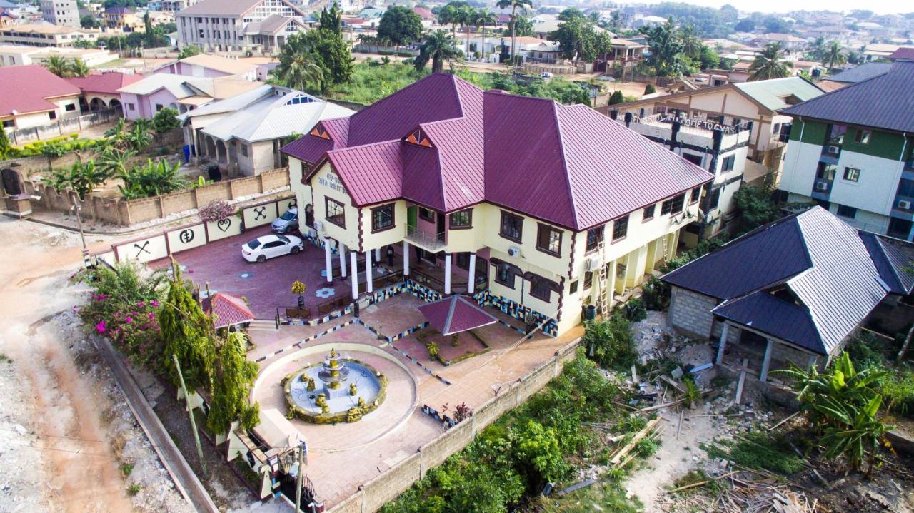 Gya-Son Royal Guest House Kumasi Exterior foto