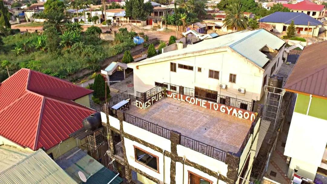 Gya-Son Royal Guest House Kumasi Exterior foto